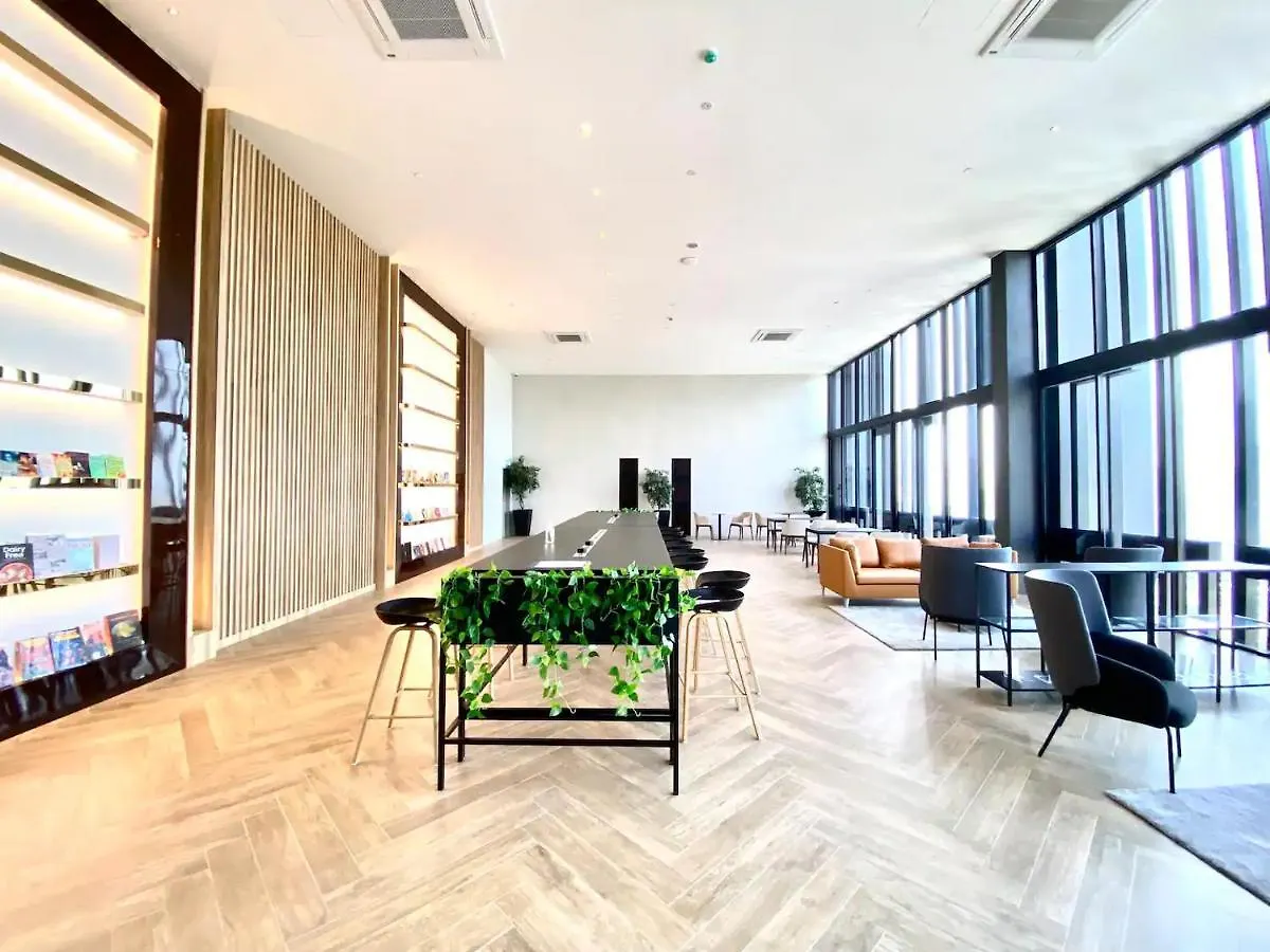 Apartment Rooftop Pool, Up To 8 Pax, 2 Bedrooms, 2 Bathrooms, 2 Car Parks By Star Home George Town