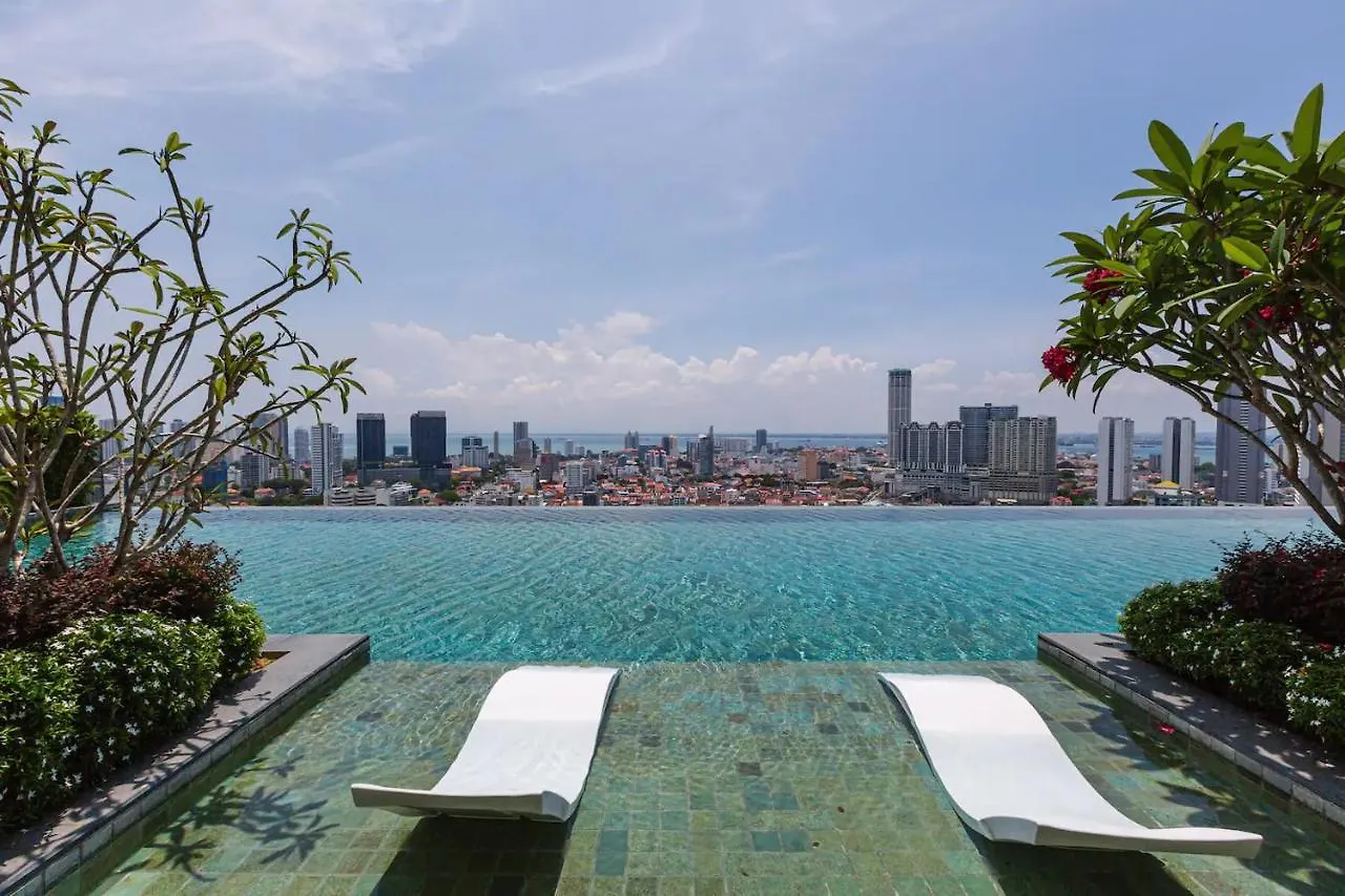 Rooftop Pool, Up To 8 Pax, 2 Bedrooms, 2 Bathrooms, 2 Car Parks By Star Home George Town Malaysia