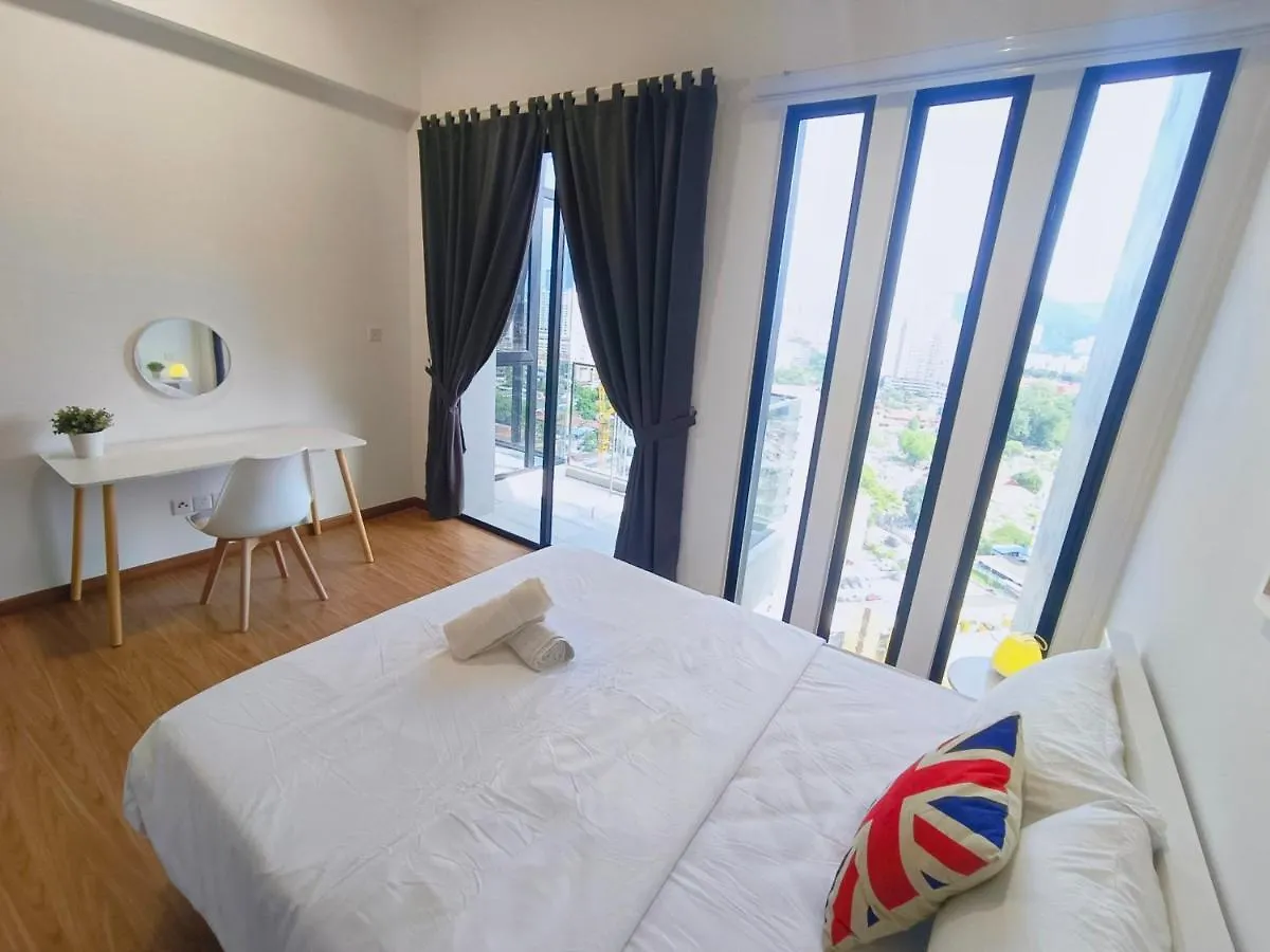 Rooftop Pool, Up To 8 Pax, 2 Bedrooms, 2 Bathrooms, 2 Car Parks By Star Home George Town 0*,  Malaysia